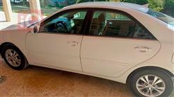 تۆیۆتا کامری